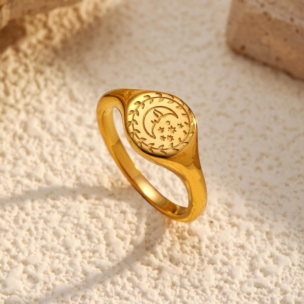 Stella Star Moon Ring