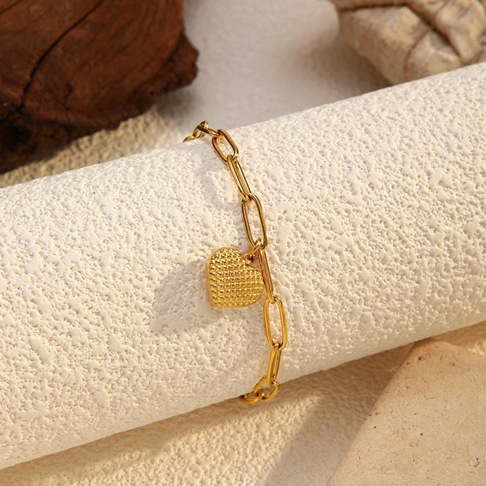 Tender Heart Bracelet Trace