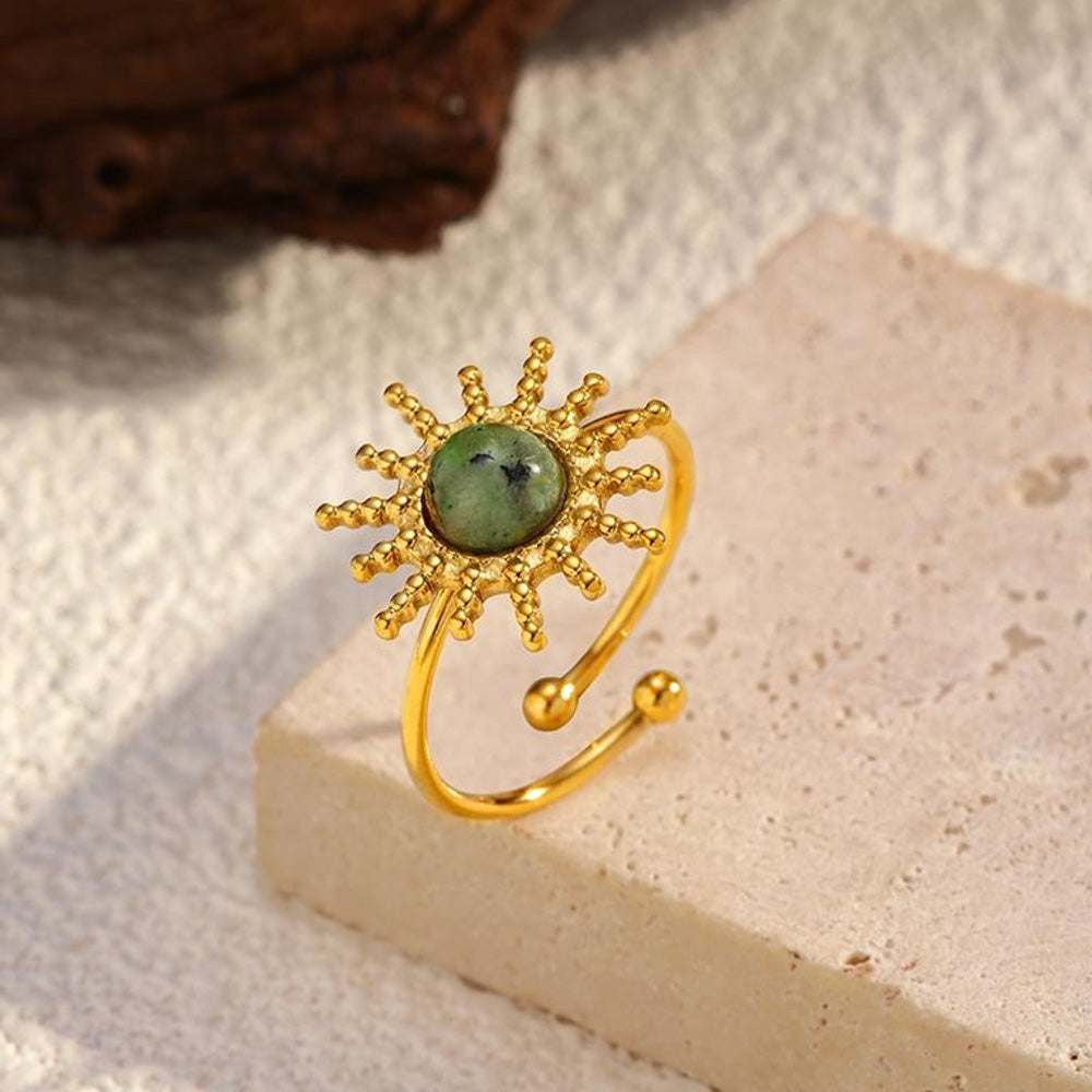 Astral Sun Emerald Ring