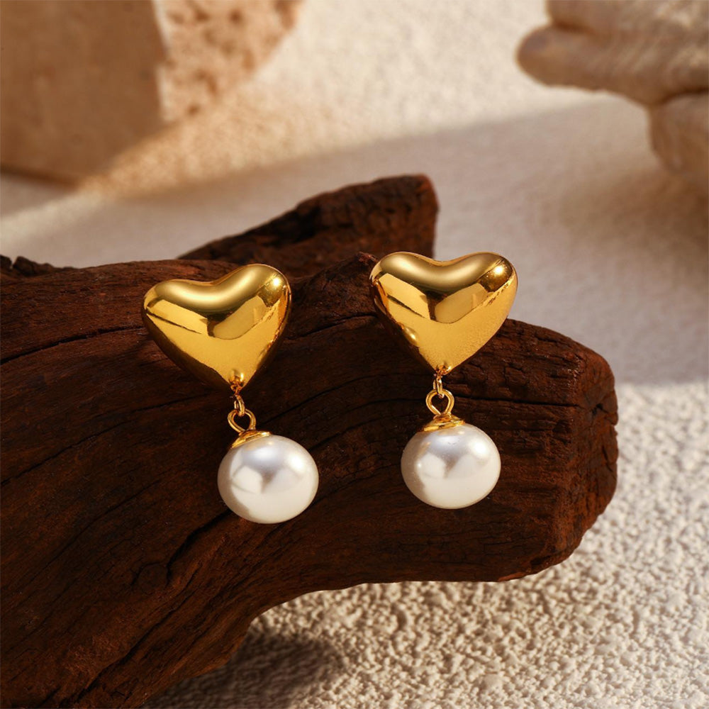 Tender Heart Pearl Earrings