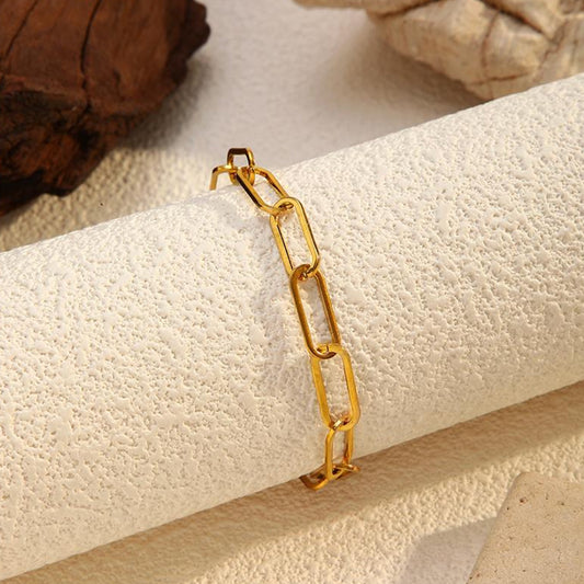 Interlace Square Bracelet Gleam