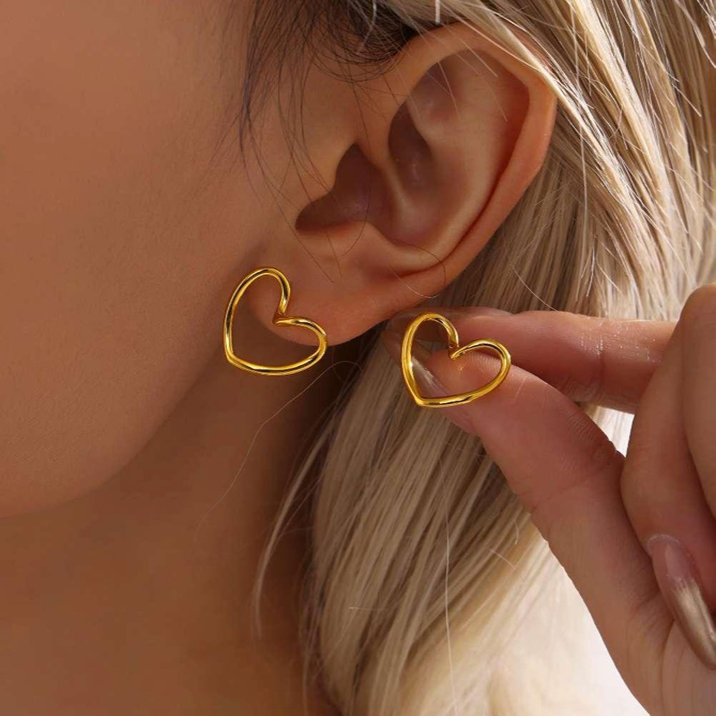 Minimalist Heart Earrings